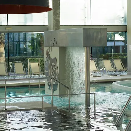 Oassium - Adults Only La Pineda