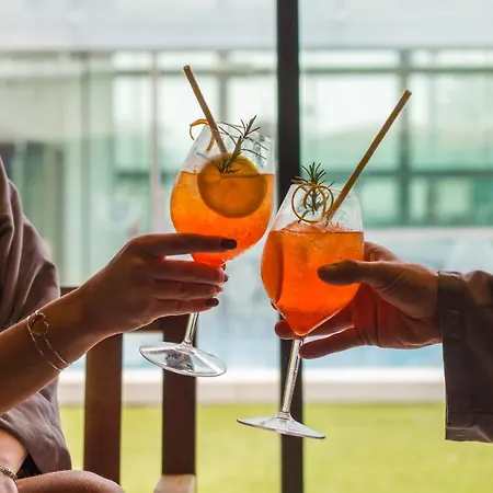 Oassium - Adults Only La Pineda