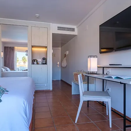 Oassium - Adults Only Hotel 4*