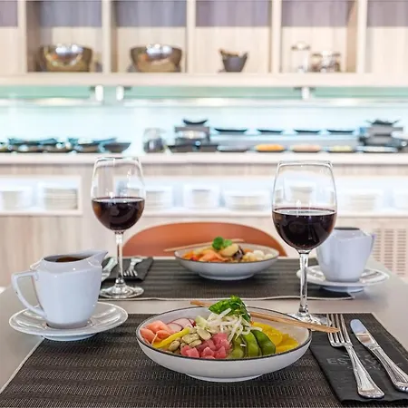 Hotel Oassium - Adults Only La Pineda